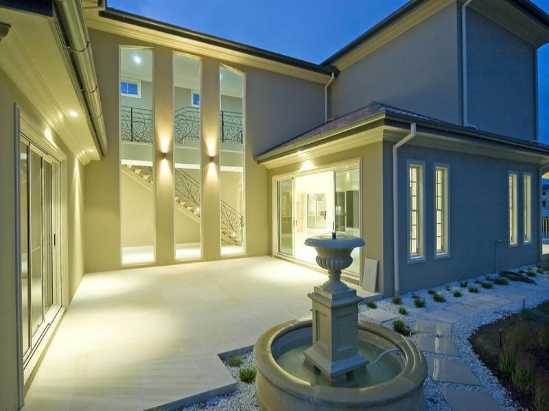 3112 Riverleigh Drive, Hope Island QLD 4212