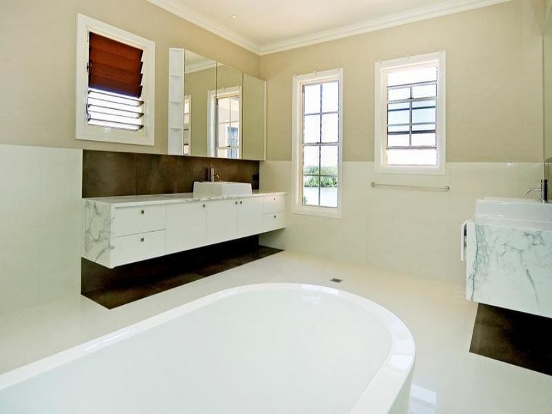 3112 Riverleigh Drive, Hope Island QLD 4212