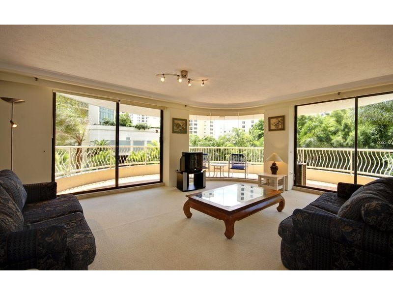 2B Aegean.Laycock Street, Surfers Paradise QLD 4217