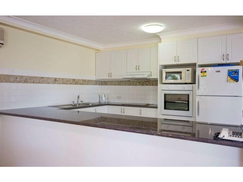 2B Aegean.Laycock Street, Surfers Paradise QLD 4217