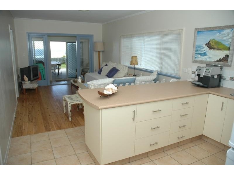 267 Jefferson Lane, Palm Beach QLD 4221