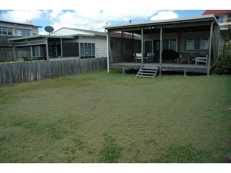 267 Jefferson Lane, Palm Beach QLD 4221