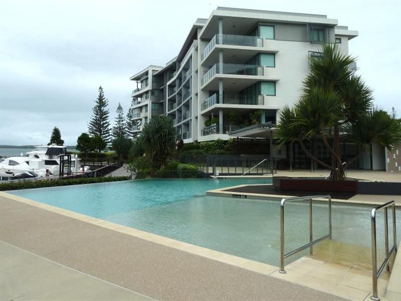 1101/323 Bayview Street, Runaway Bay QLD 4216