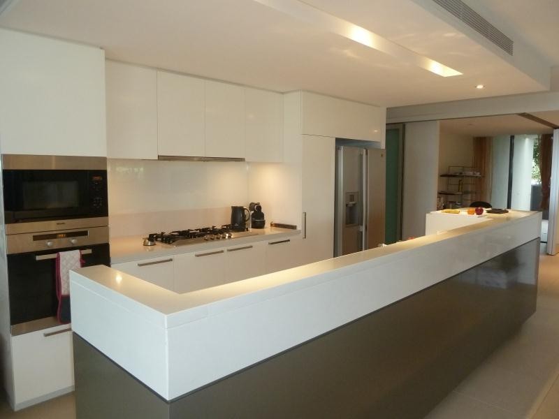 1101/323 Bayview Street, Runaway Bay QLD 4216