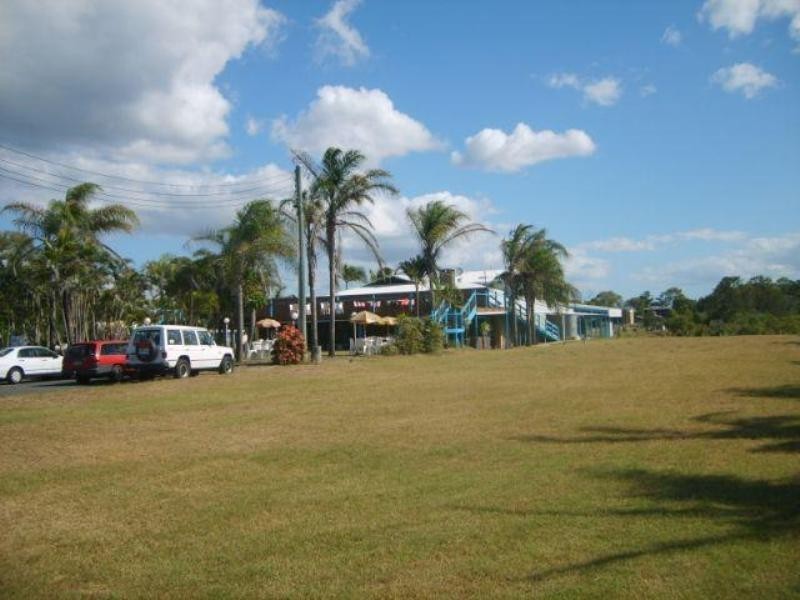 195 Esplanade, Woodgate QLD 4660