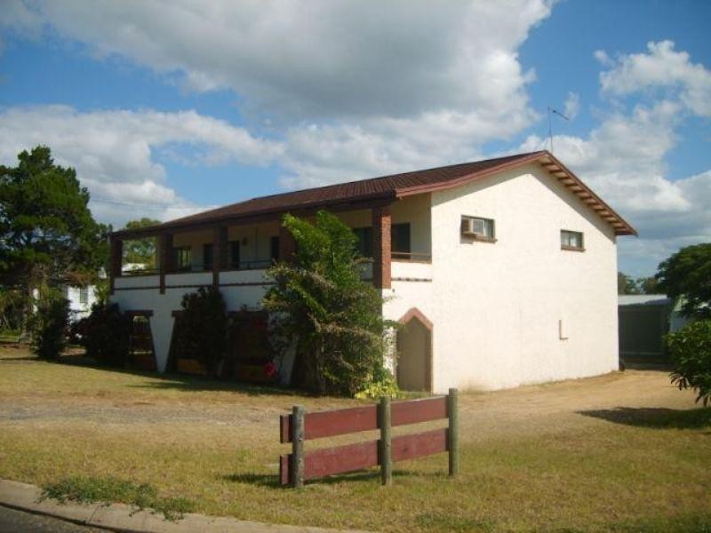 195 Esplanade, Woodgate QLD 4660