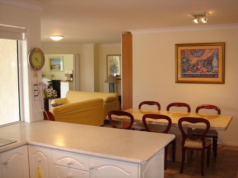 Clear Island Waters QLD 4226