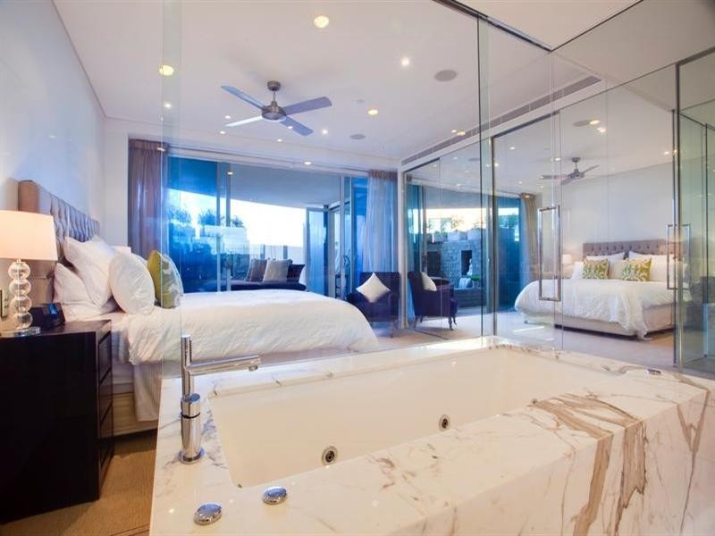 1 Douglas Street, Kirra QLD 4225