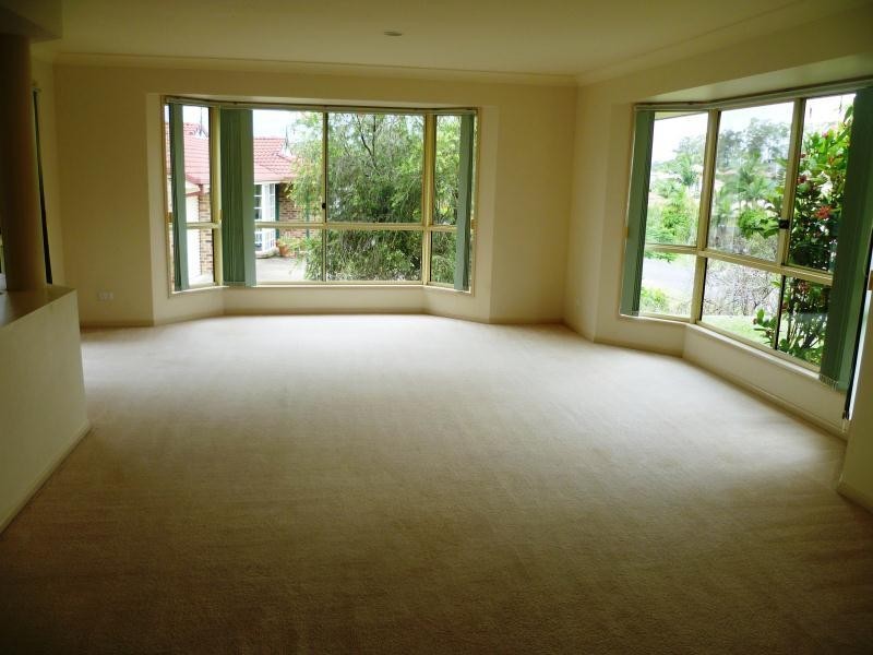 17 Langfield Crescent, Ormeau QLD 4208