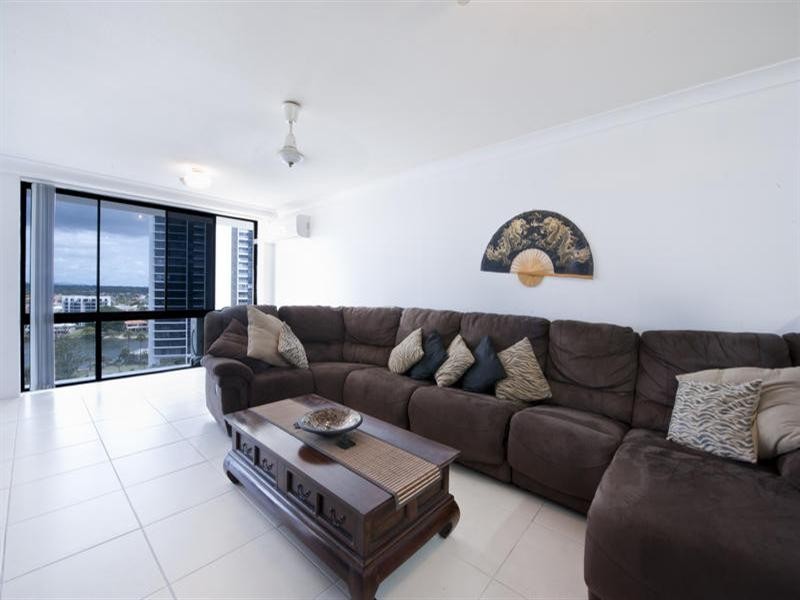 70 Remembrance Drive, Surfers Paradise QLD 4217