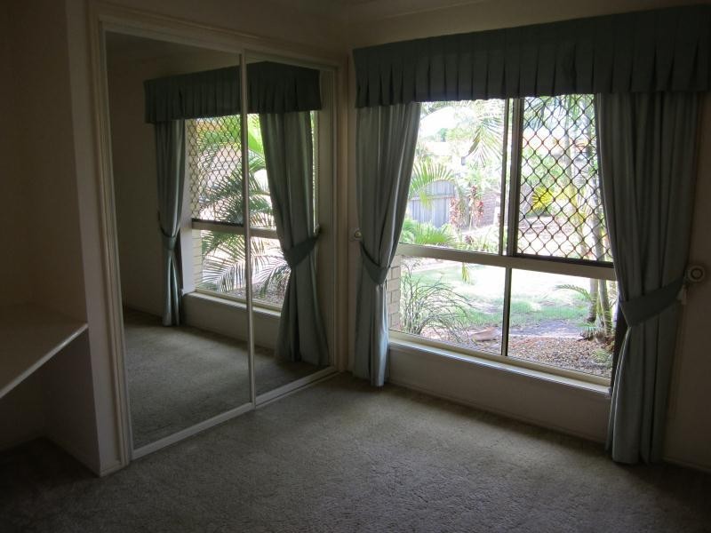 6 Westpark Court, Helensvale QLD 4212