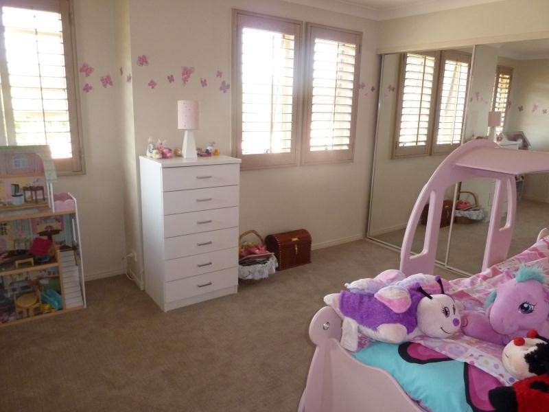 8110 Magnolia Gardens Circuit, Hope Island QLD 4212