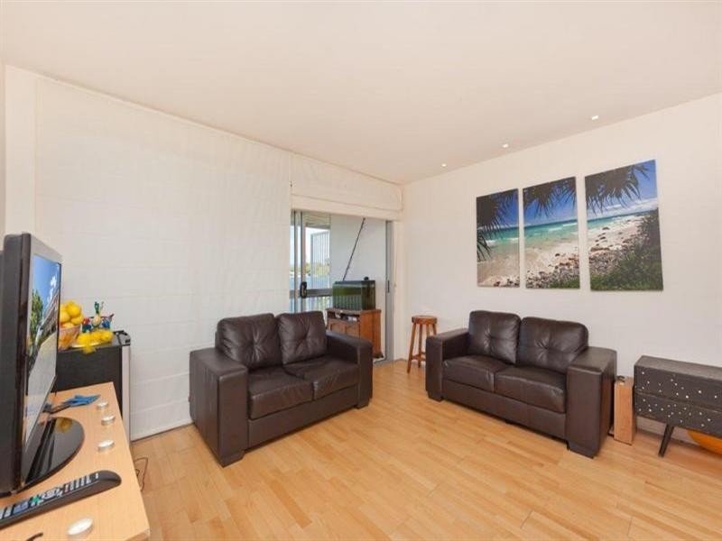 1,2,4,5 Manuka Court. 4 Holborow Close, Surfers Paradise QLD 4217