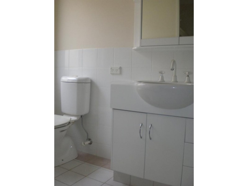 20 Christina Ryan Way, Arundel QLD 4214