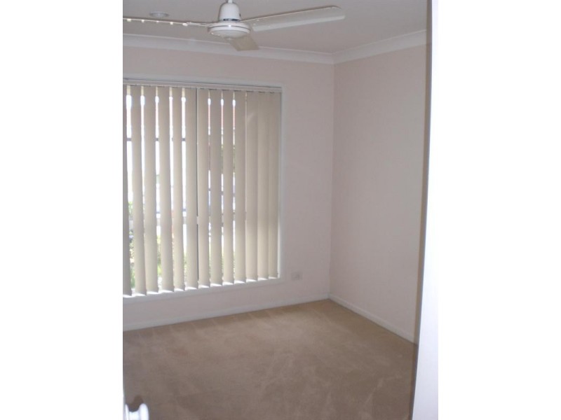 20 Christina Ryan Way, Arundel QLD 4214