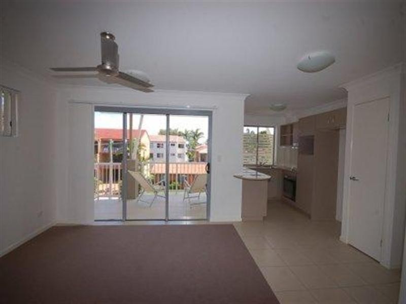 6/7 Phillip Street, Labrador QLD 4215