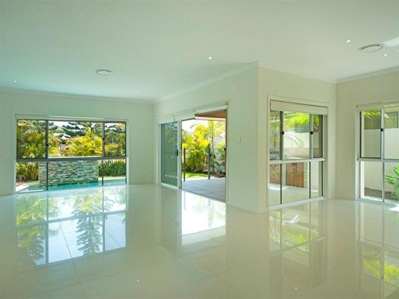 2816 Gracemere Circuit East, Hope Island QLD 4212