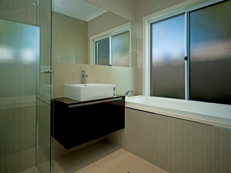 2816 Gracemere Circuit East, Hope Island QLD 4212