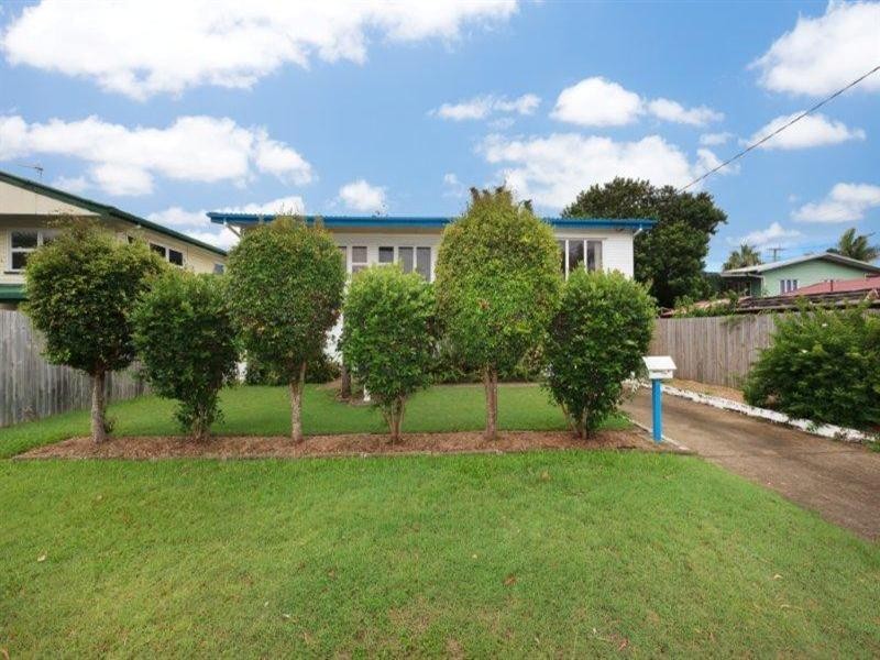 3 Saltash Street, Labrador QLD 4215