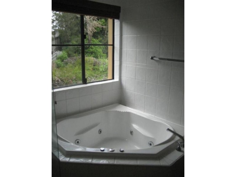 Hope Island QLD 4212