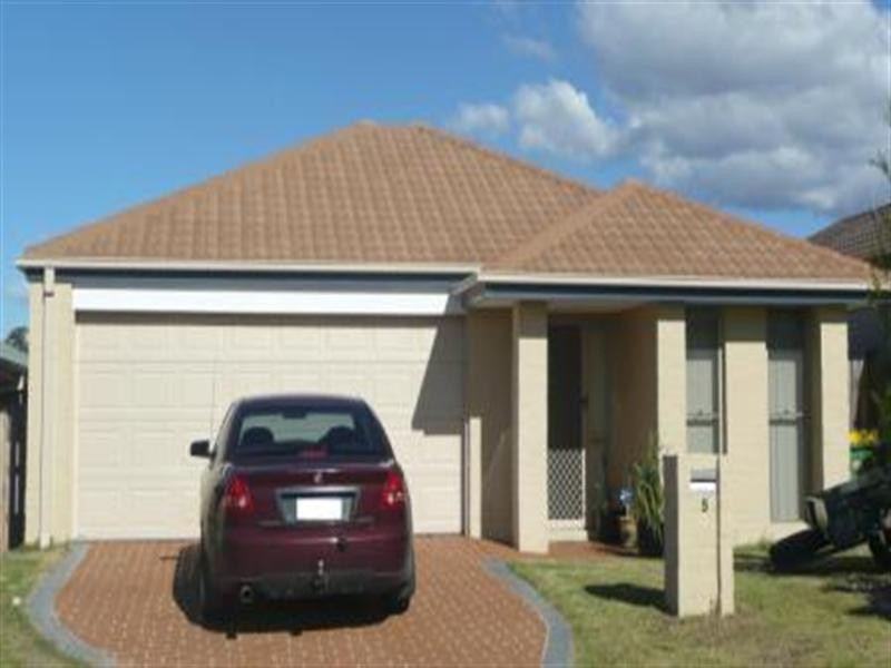 5 Heron Close, Coomera QLD 4209