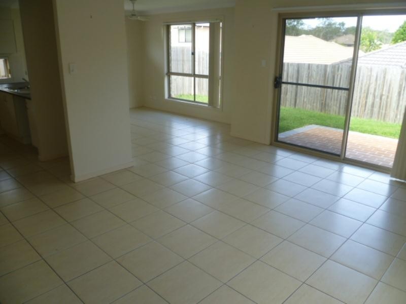 5 Heron Close, Coomera QLD 4209