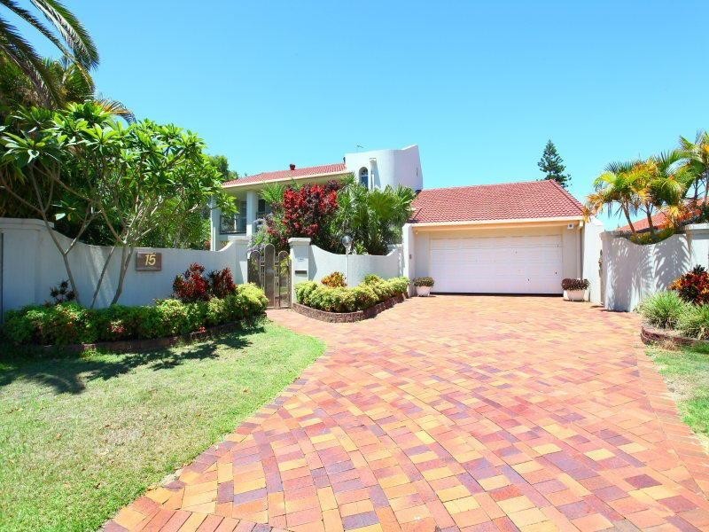 15 Marseille Court, Sorrento QLD 4217