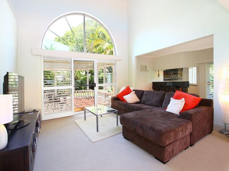 15 Marseille Court, Sorrento QLD 4217