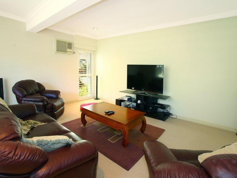 15 Marseille Court, Sorrento QLD 4217