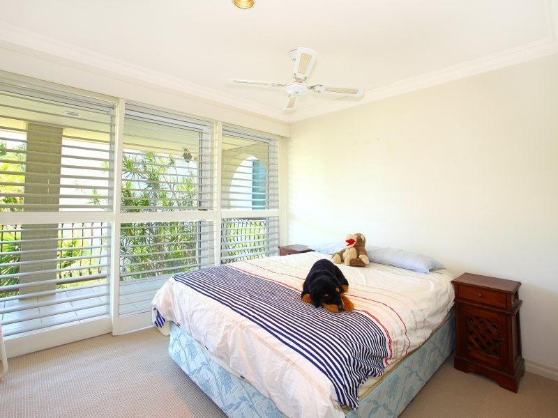 15 Marseille Court, Sorrento QLD 4217
