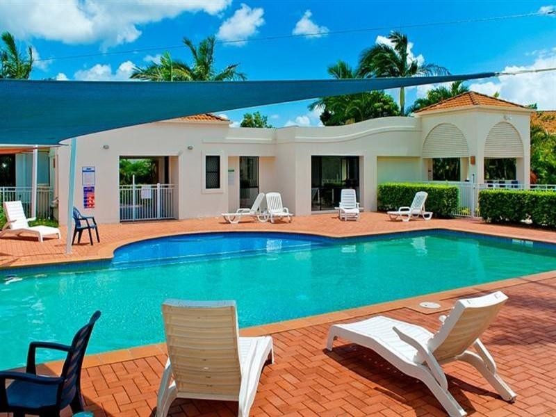 96-60 Caseys Road, Hope Island QLD 4212