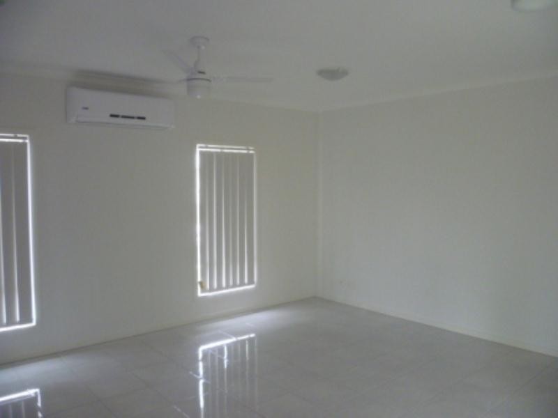 42 Arnaldo Avenue, Augustine Heights QLD 4300