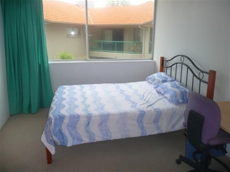 7/3 Old Burleigh Road, Surfers Paradise QLD 4217