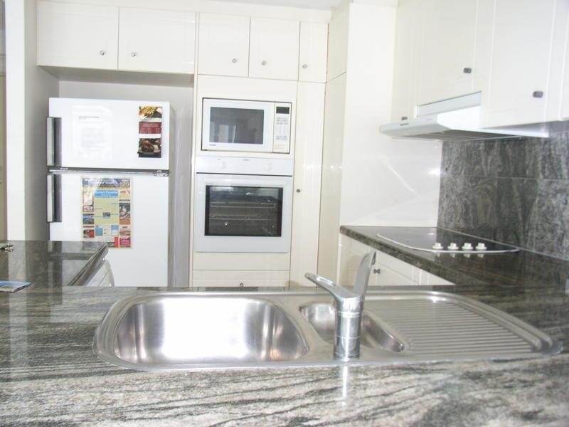 19 Riverview Parade, Surfers Paradise QLD 4217