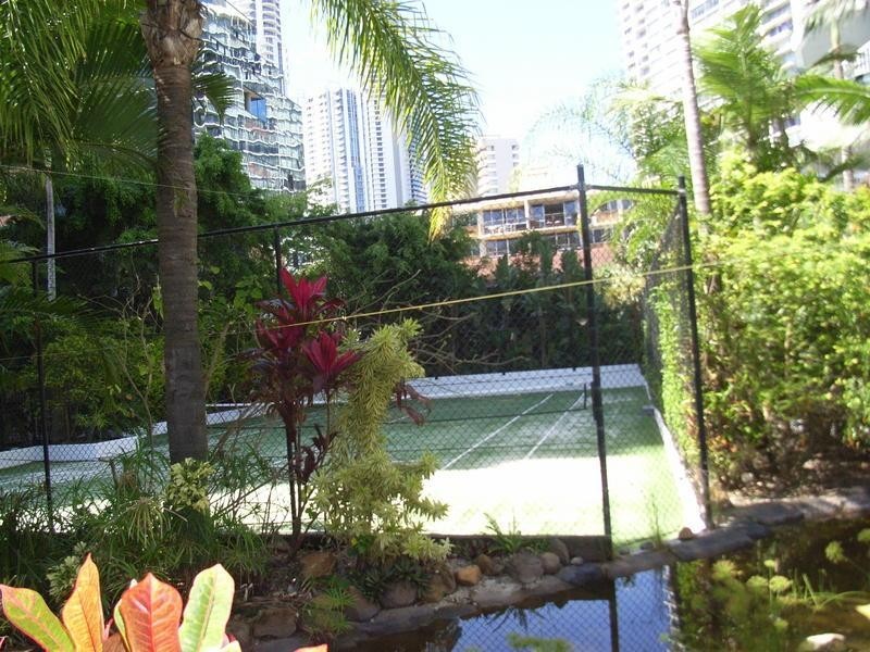 19 Riverview Parade, Surfers Paradise QLD 4217