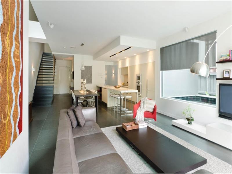 2 446 Marine Parade, Biggera Waters QLD 4216