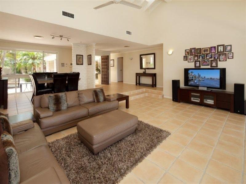 82 Admiralty Drive, Surfers Paradise QLD 4217