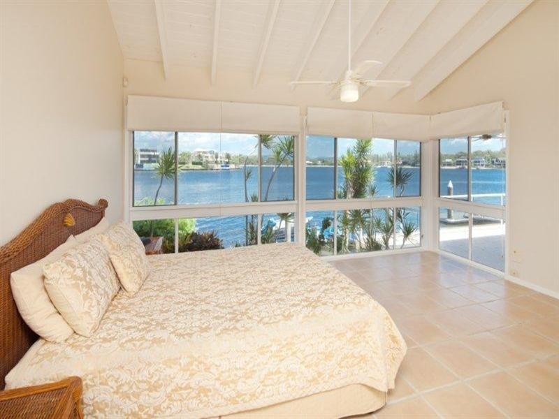 82 Admiralty Drive, Surfers Paradise QLD 4217