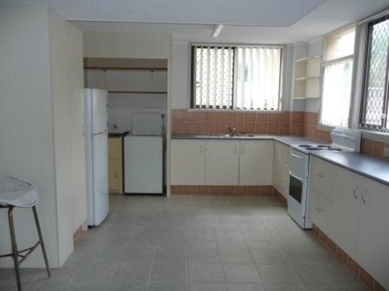 3-34 Monaco Street, Surfers Paradise QLD 4217