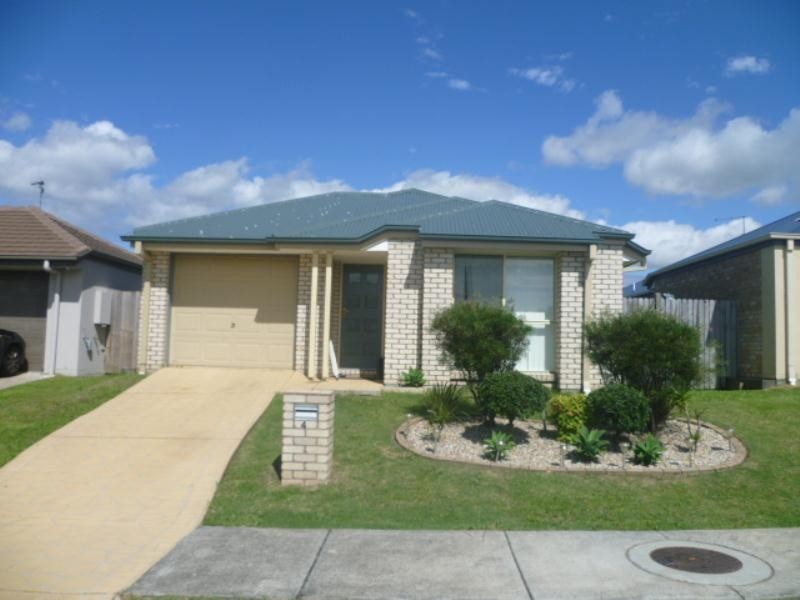 4 Silver Gull Street, Coomera QLD 4209