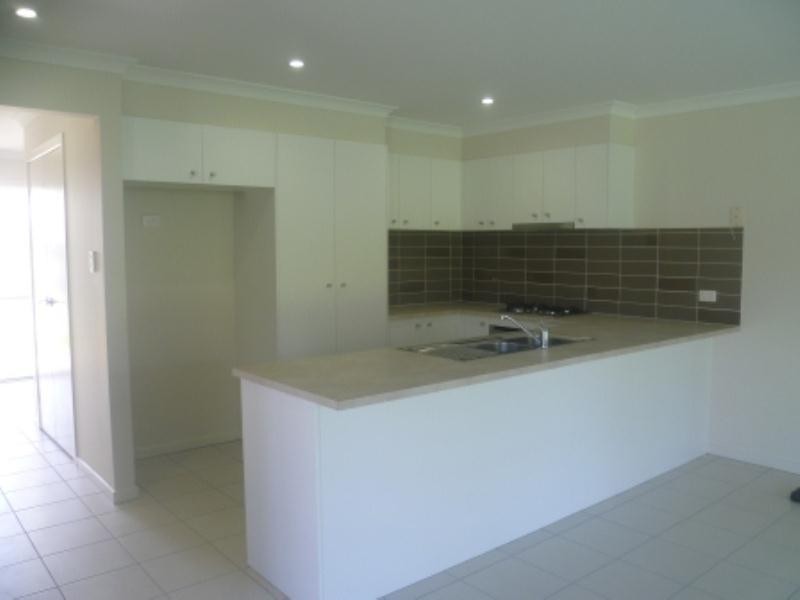 31 Grice Crescent, Ningi QLD 4511