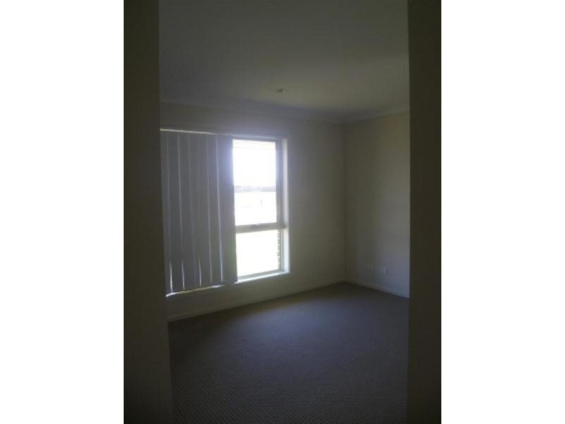 31 Grice Crescent, Ningi QLD 4511