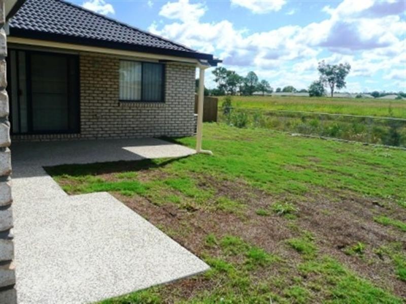 20 Pencarrow Crescent, Raceview QLD 4305
