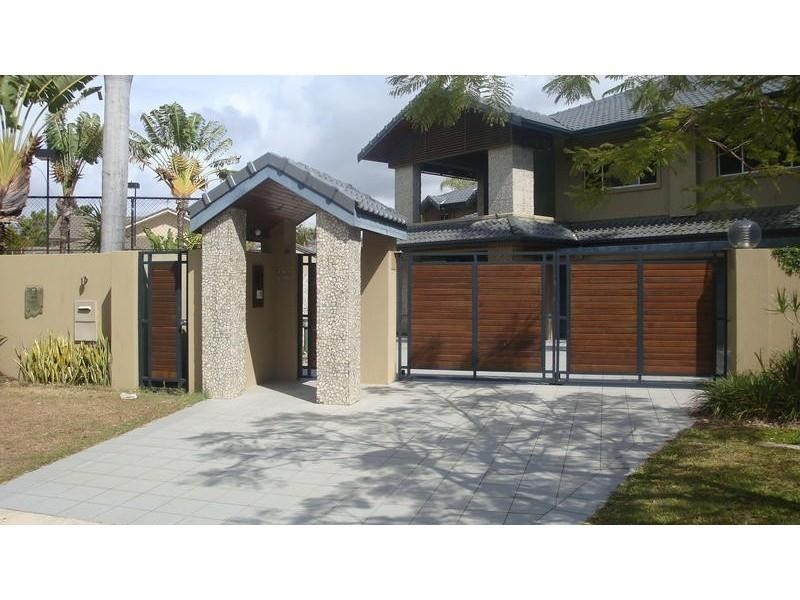 2 Marseille Court, Sorrento QLD 4217