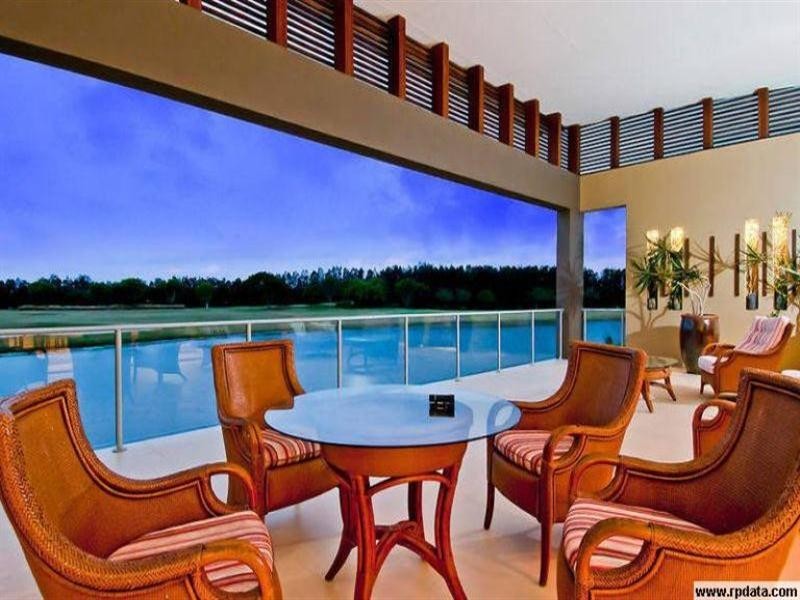 18 Nicklaus Court, Merrimac QLD 4226