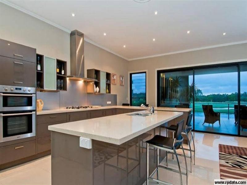 18 Nicklaus Court, Merrimac QLD 4226