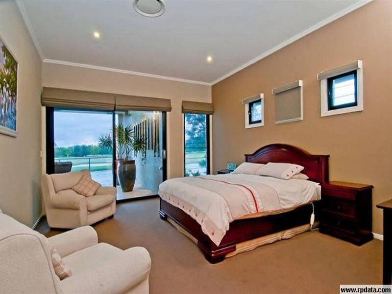 18 Nicklaus Court, Merrimac QLD 4226