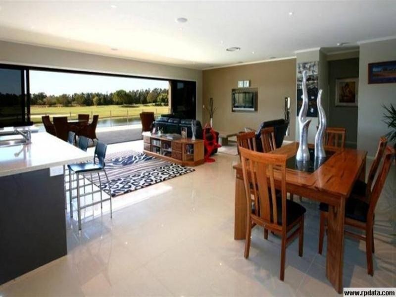 18 Nicklaus Court, Merrimac QLD 4226