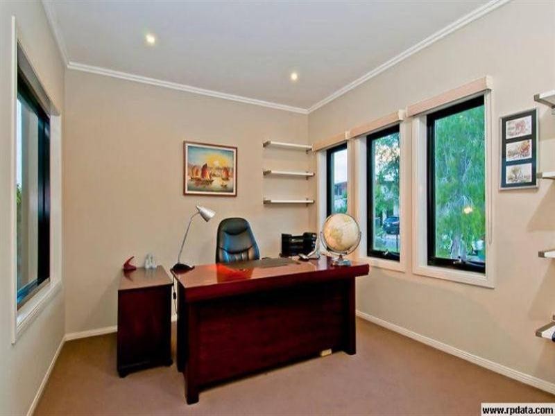 18 Nicklaus Court, Merrimac QLD 4226