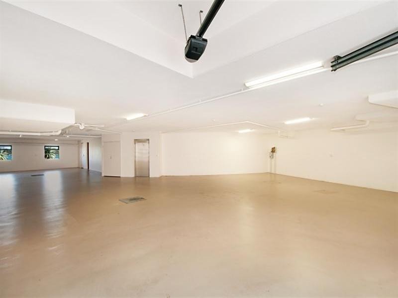 50 Knightsbridge Parade West, Sovereign Islands QLD 4216